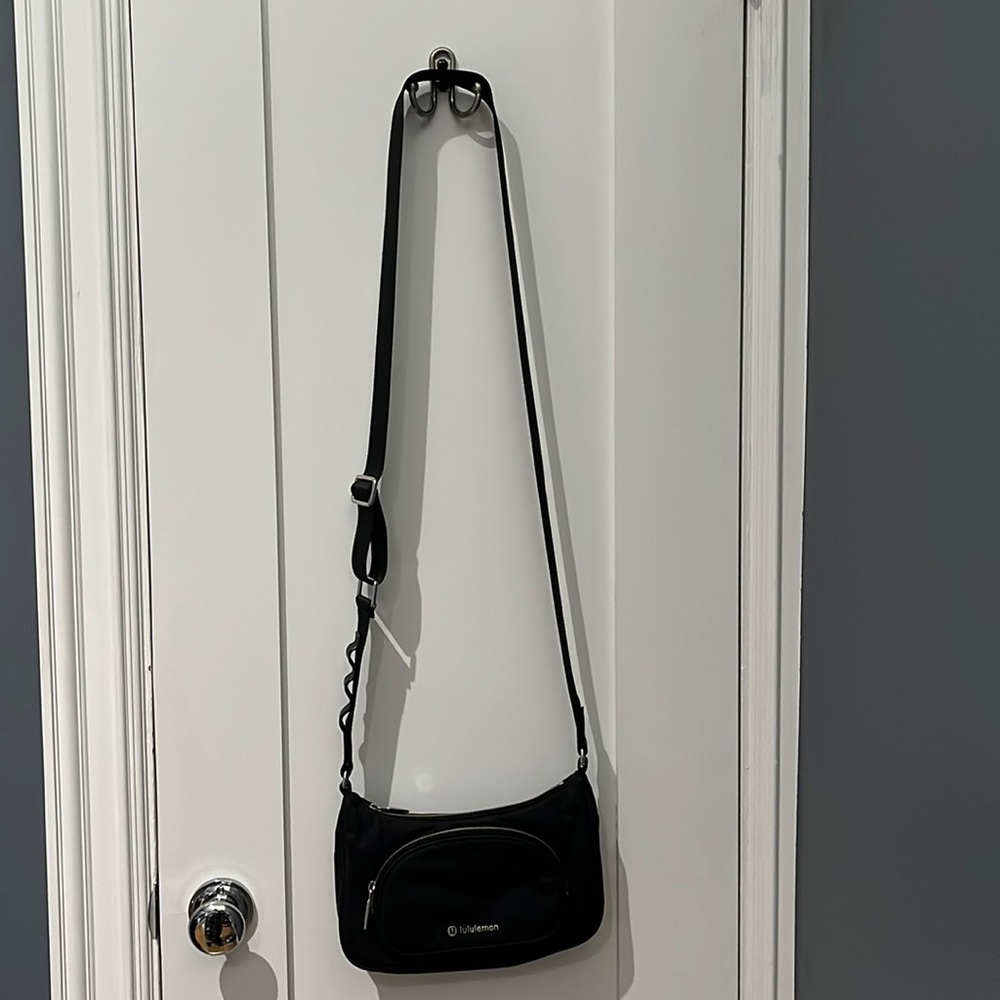 Lululemon nylon crossbody bag